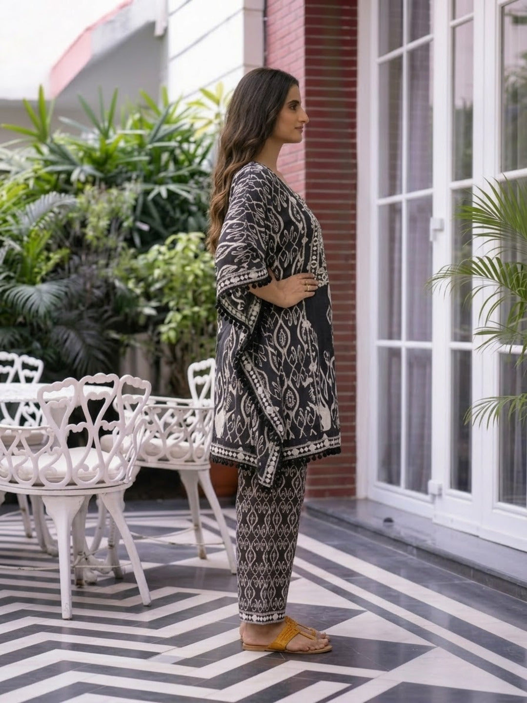 Black Ethnic Print Viscose Rayon Kaftan Co-ord Set with Mirror & Bead Work, Palazzo