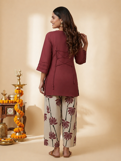 Mauve Solid Shantoon Short Straight Kurta Set with Scalloped Neck & Lotus Printed Off-White Salwar