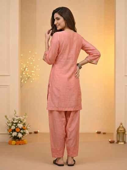 Blush Pink Solid Chanderi Silk Straight Kurta Set with Floral Thread Embroidery, Salwar & Embroidered Dupatta