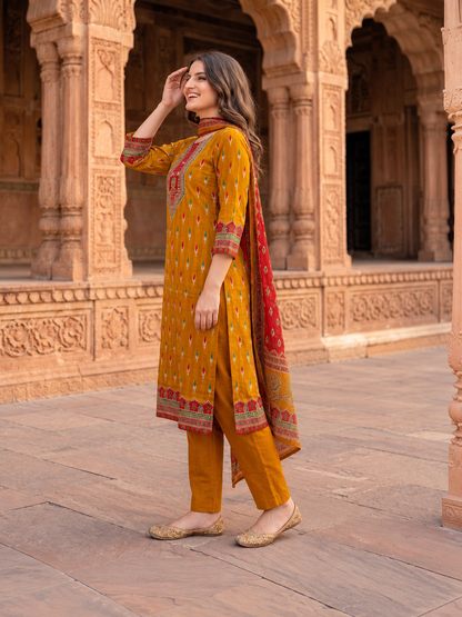 Mustard yellow shantoon trousers
