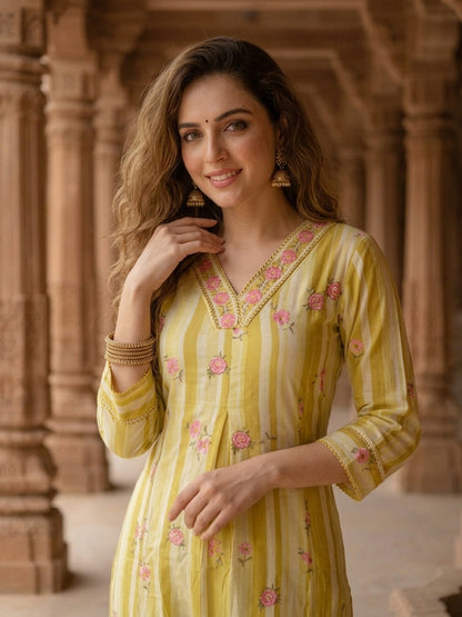 Mustard floral and striped cotton co-ord set, product photo 5