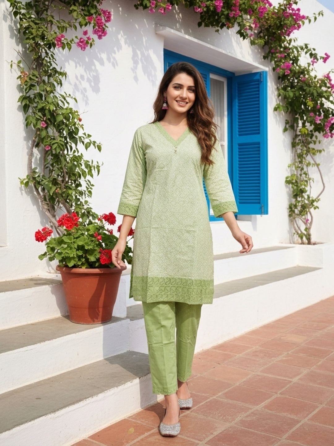 Ethnic Printed Straight Kurta with Pant- Green