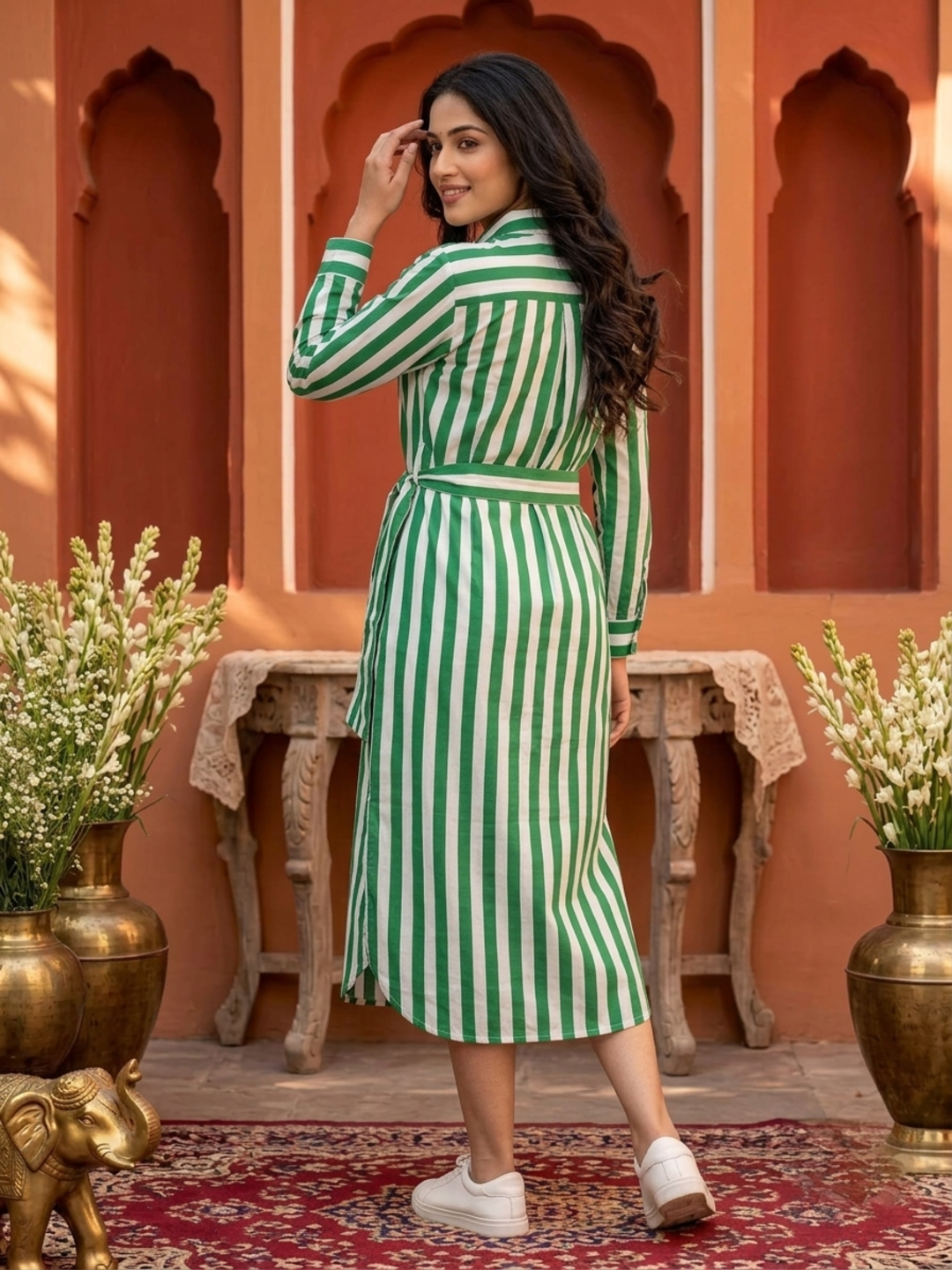 Green & White Striped Cotton Blend Straight Kurta with Shirt Collar & Side Tie-Up