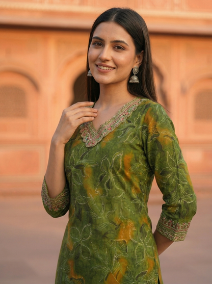 Floral Printed Embroidered Straight Fit Kurta - Green