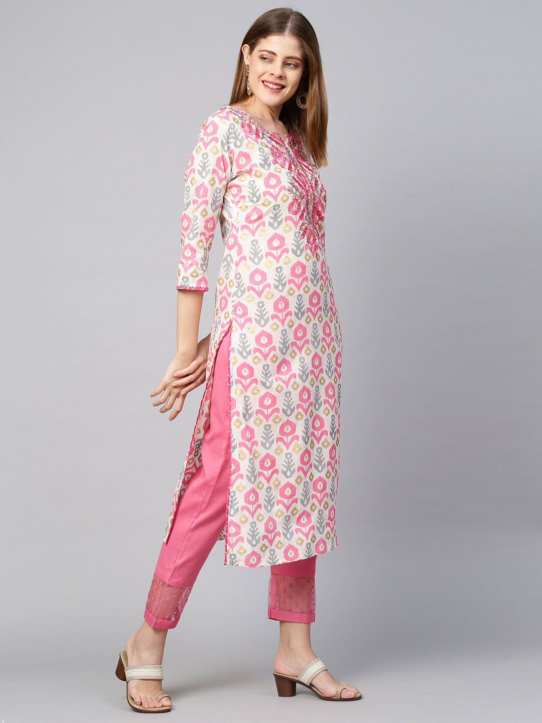 Ikat Embroidered & Printed Kurta - Off White