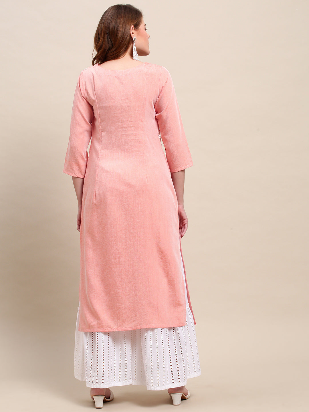 Floral Hand Embroidered Straight Fit Kurta - Peach