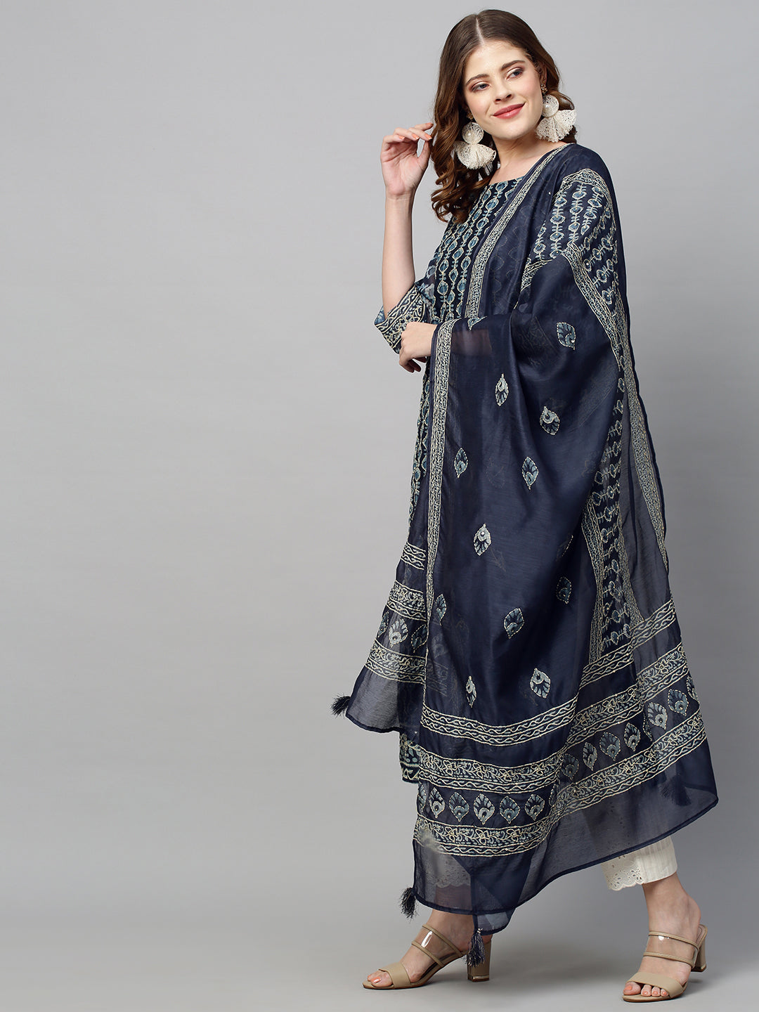 Kantha Hand Embroidered Ethnic Printed Kurta & Dupatta - Prussian Blue