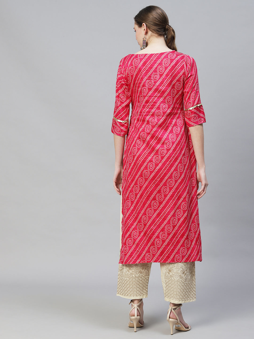 Bandhani Printed & Hand Embroidered Straight Fit Kurta – Magenta