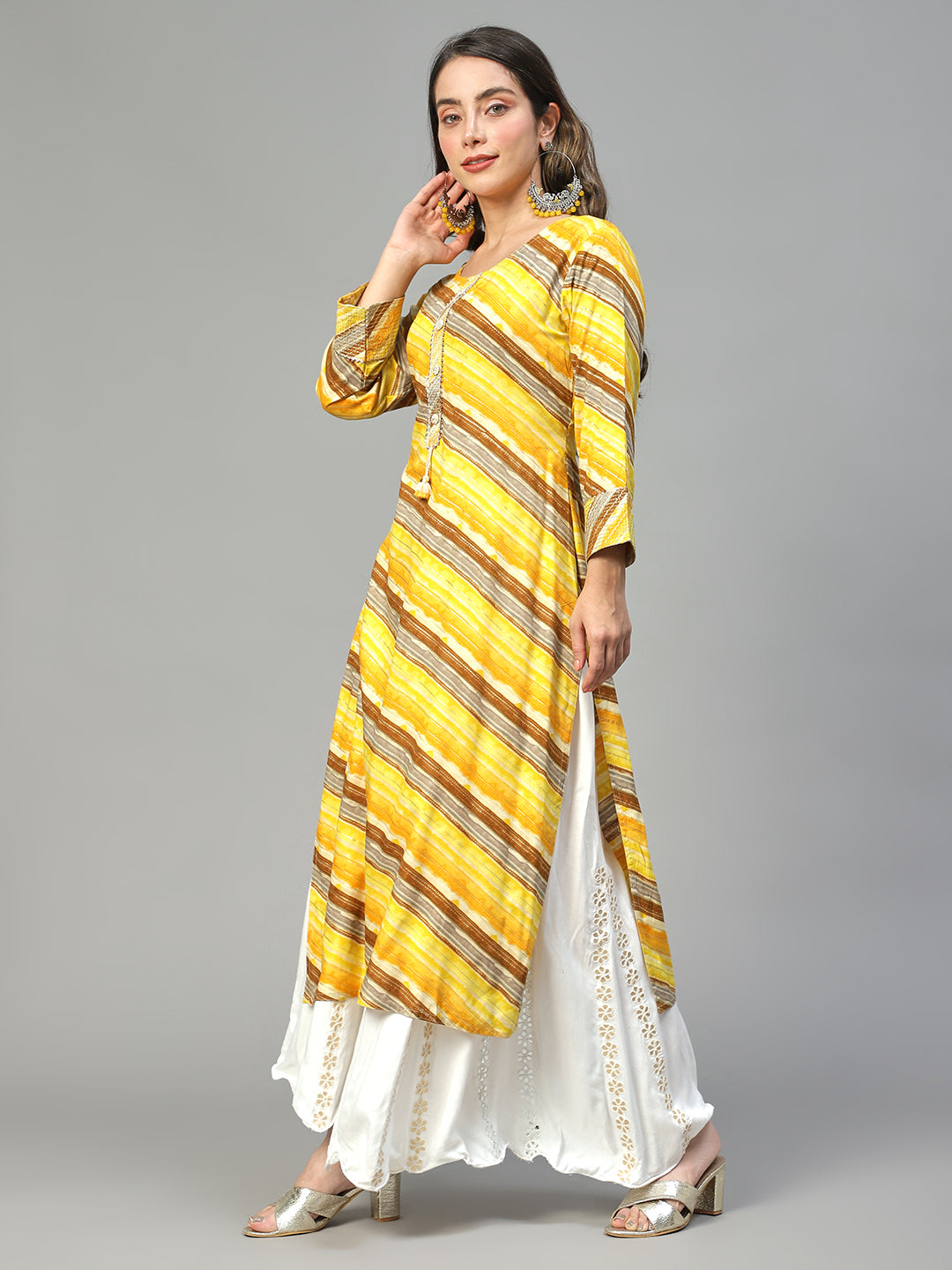 Stripes Printed & Embroidered Straight Fit Kurta – Multi