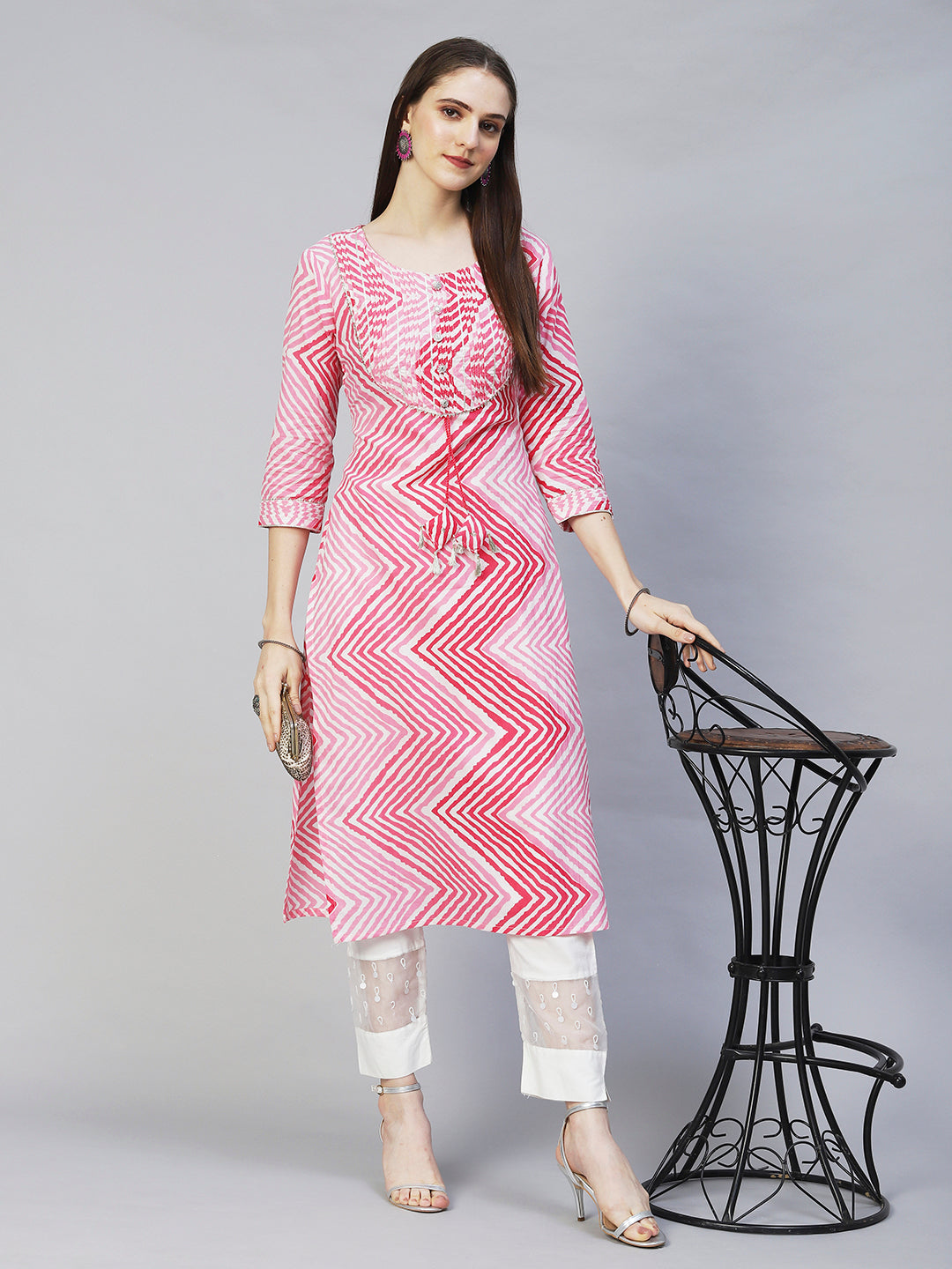 Leheriya Printed & Embroidered Straight Fit Kurta - Pink