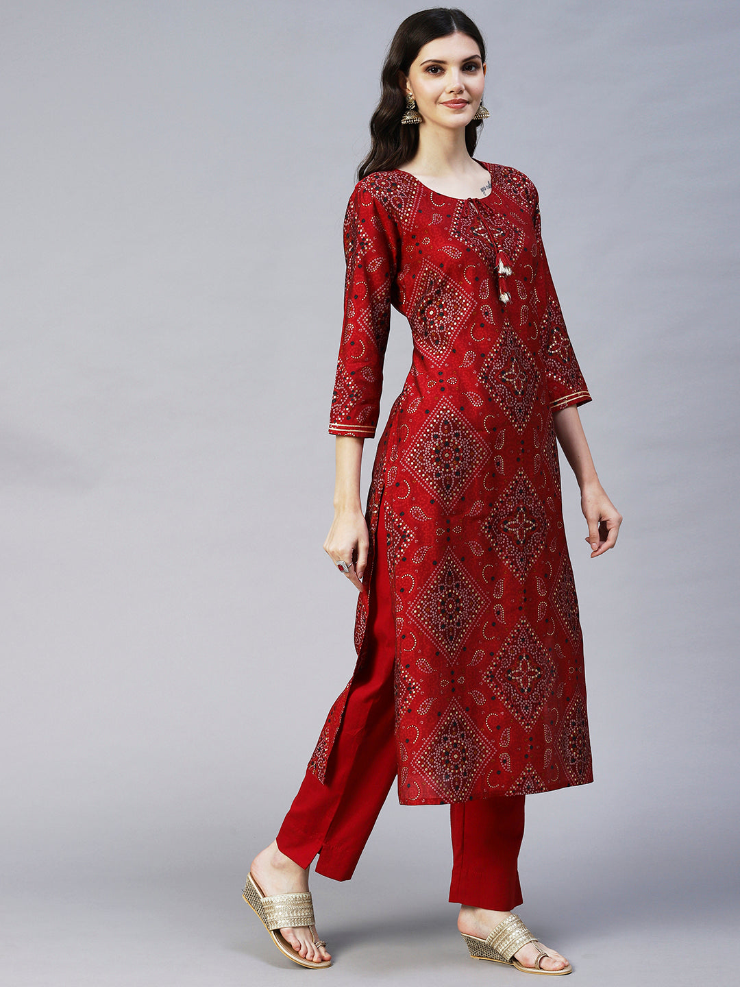 Bandhani Printed Straight Fit Kurta with Pant - Maroon