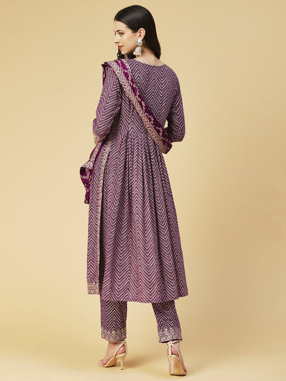 Chevron Printed Embroidered Kurta With Pants & Dupatta - Burgundy