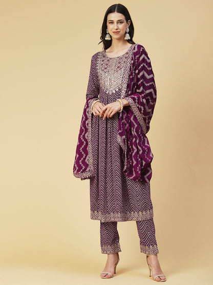 Chevron Printed Embroidered Kurta With Pants & Dupatta - Burgundy