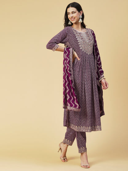Chevron Printed Embroidered Kurta With Pants & Dupatta - Burgundy