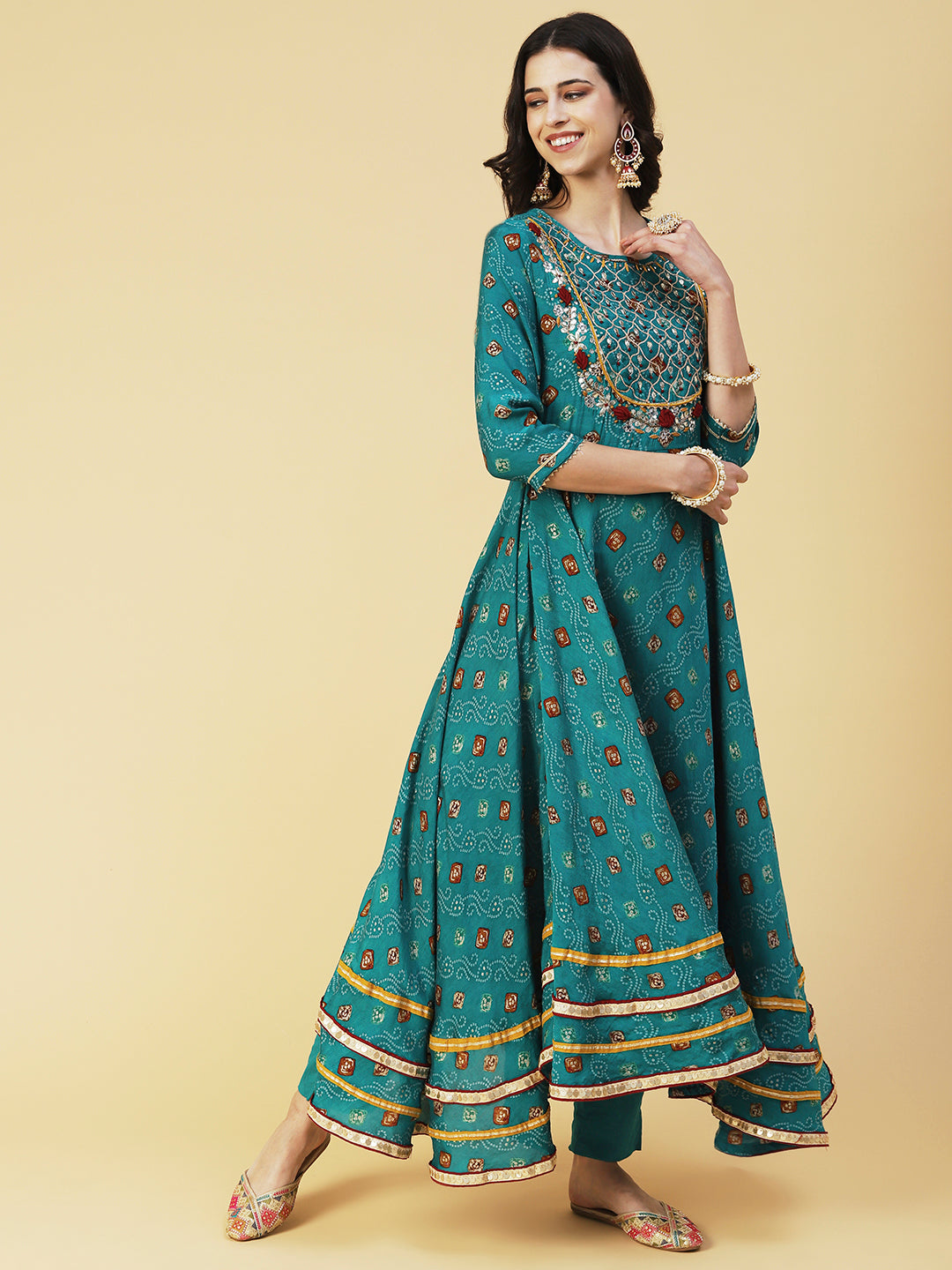 Bandhani Printed Gotapatti Embroidered Kurta With Pants & Dupatta - Green
