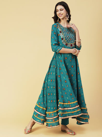 Bandhani Printed Gotapatti Embroidered Kurta With Pants & Dupatta - Green
