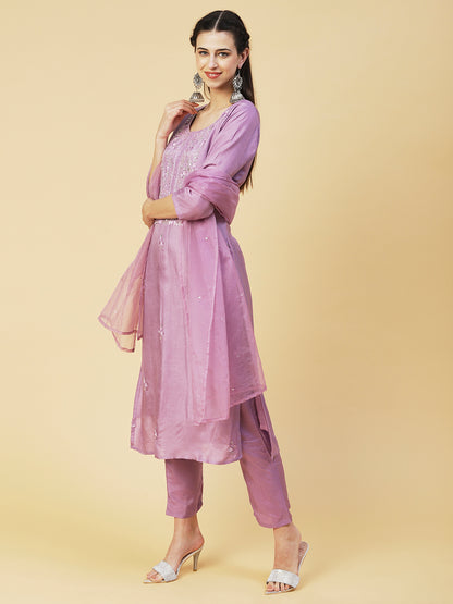 Solid Stylized Applique Embroidered Kurta With Pants & Dupatta - Purple