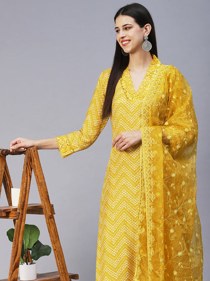 Geometric Printed Scallop Lace Kurta With Pants & Embroidered Dupatta - Yellow