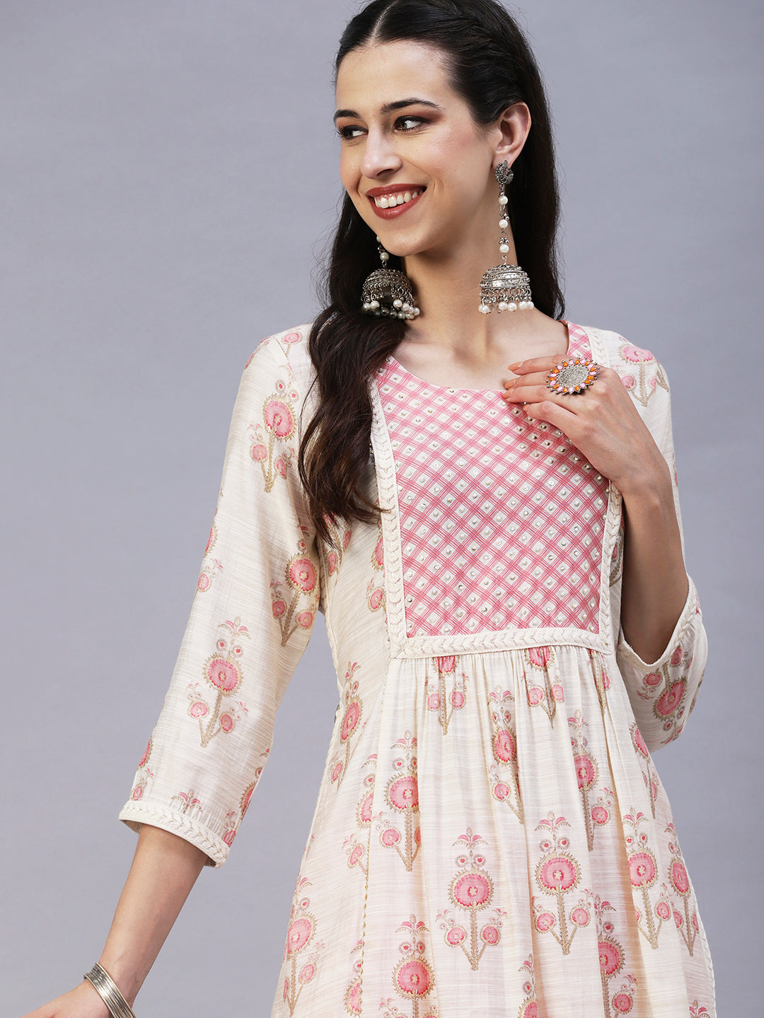 Floral Printed Sequins & Beads Embroidered Kurta With Pants - Off-White