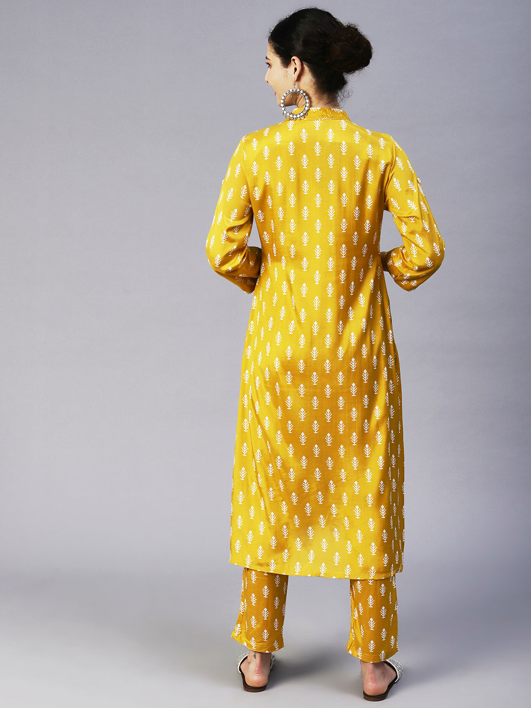 Ethnic Printed Straight Fit Kurta with Pant - Yellow