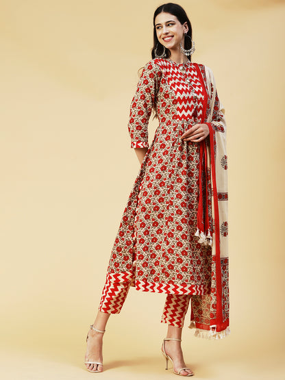 Floral Printed Resham & Sequins Ornamented Kurta With Pants & Dupatta - Cream & Red