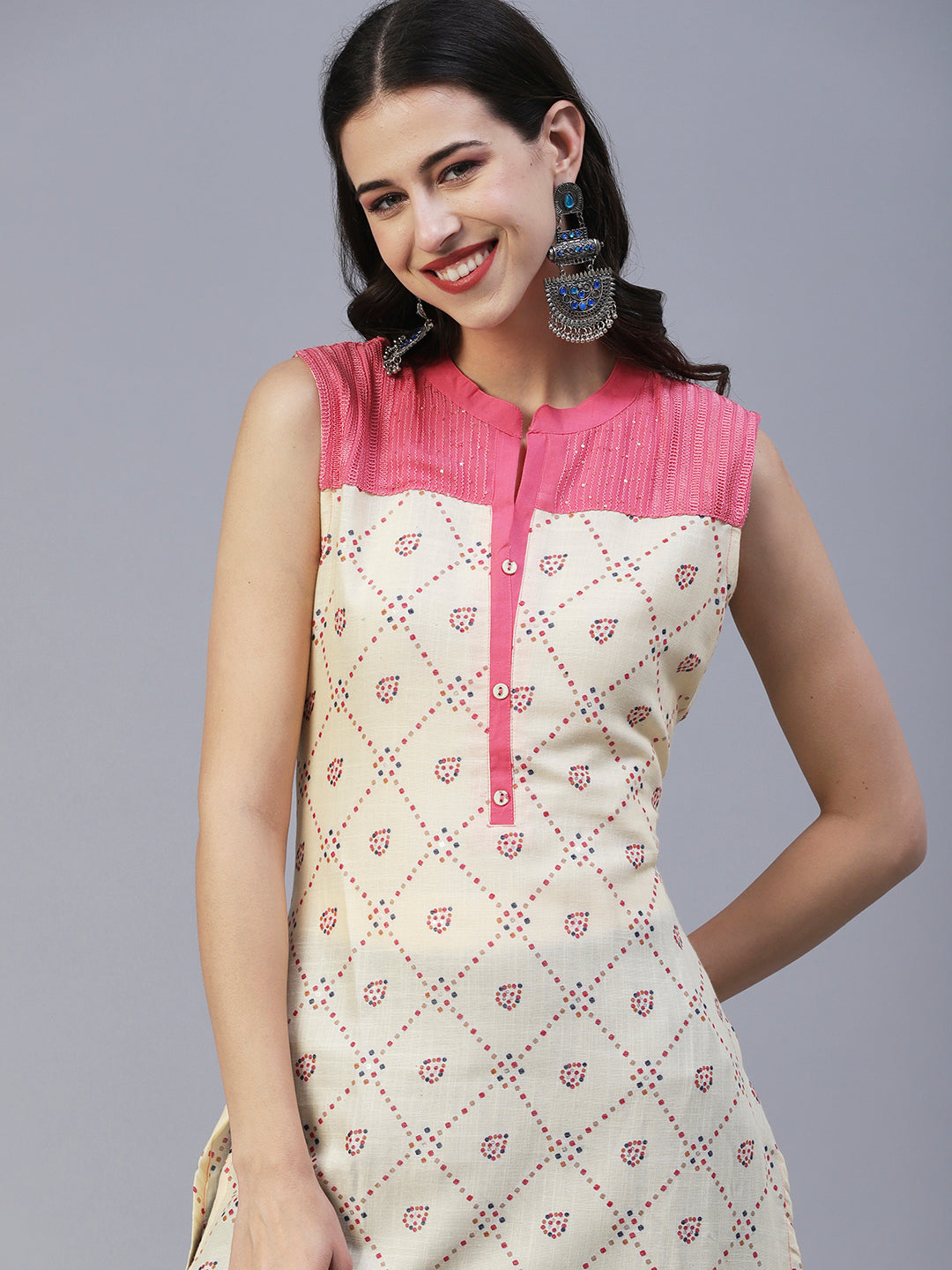 Geometric Printed Resham & Sequins Embroidered Kurta - Pink