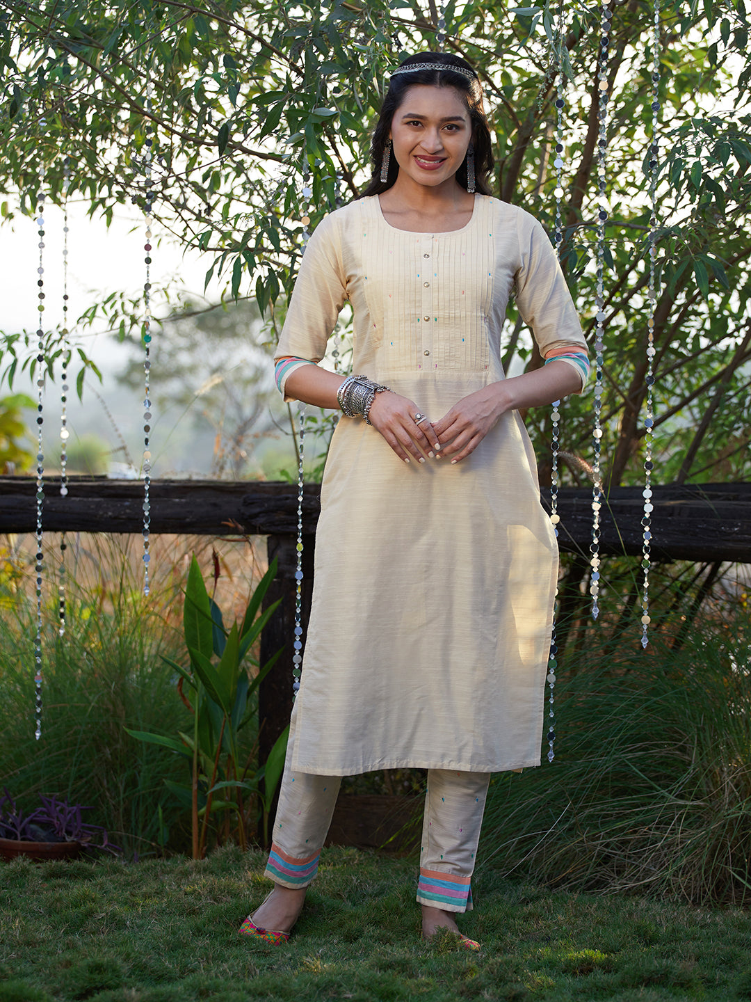Solid Colorblocked Straight Kurta with Pant - Off White