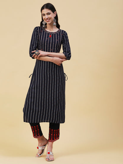 Ethnic Striped Mirror & Hotfix Embroidered Kurta With Embroidered Pants - Navy Blue