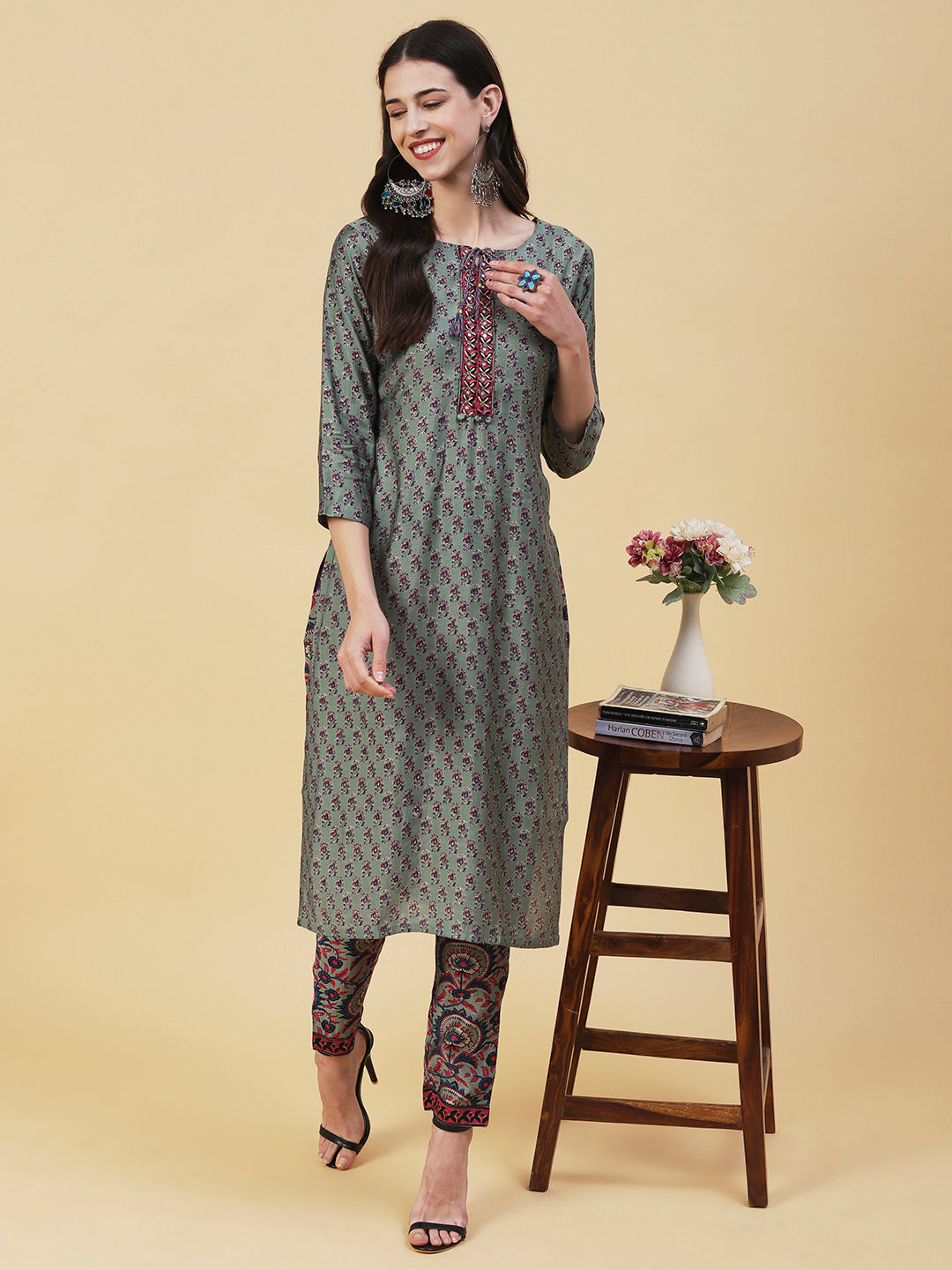 Ethnic Printed Straight Fit Kurta with Pant - Green