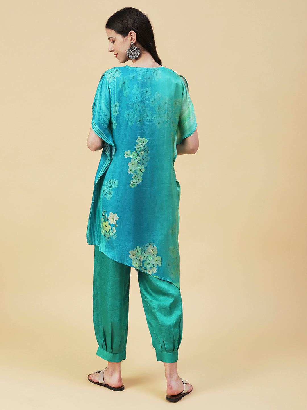 Floral Printed Ombre Dyed Sequins Embroidered Kurta With Harem Pants - Turquoise Blue