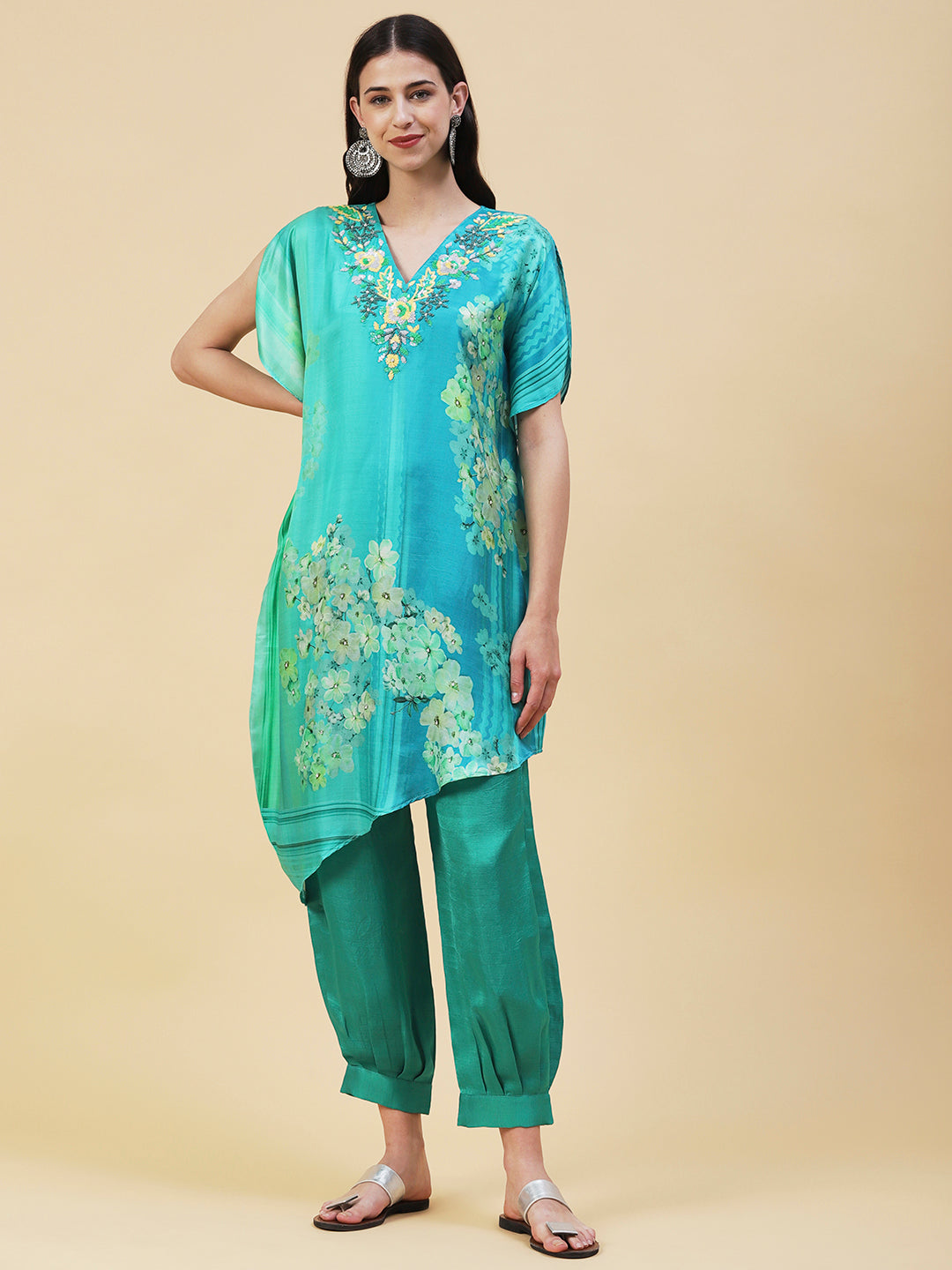 Floral Printed Ombre Dyed Sequins Embroidered Kurta With Harem Pants - Turquoise Blue