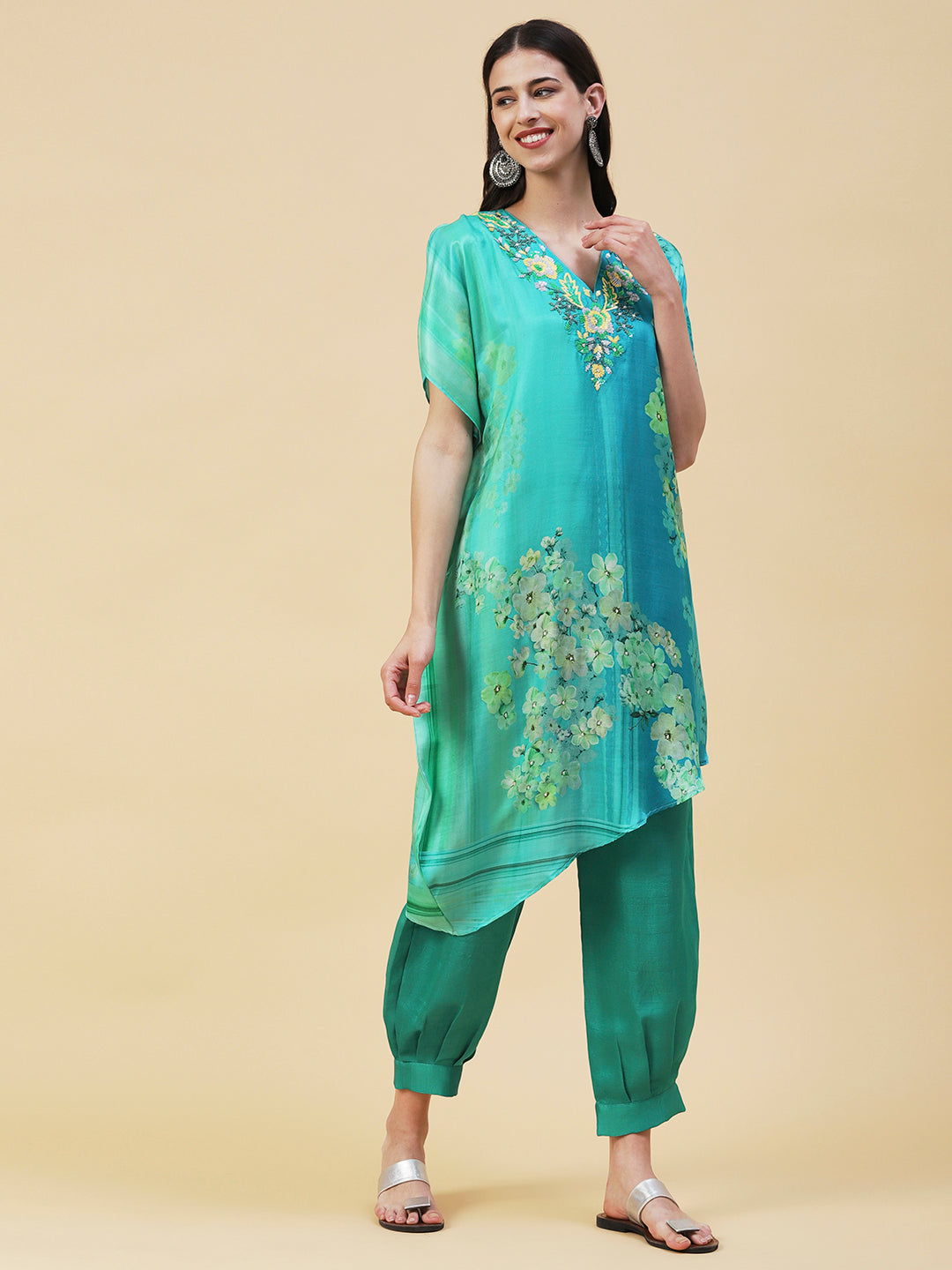 Floral Printed Ombre Dyed Sequins Embroidered Kurta With Harem Pants - Turquoise Blue