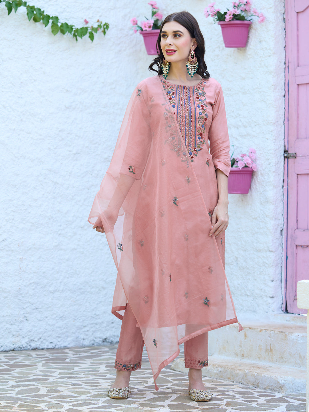 Solid Resham & Sequins Embroidered Kurta With Pants & Dupatta - Peach