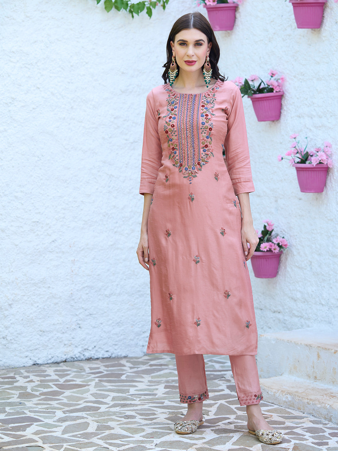 Solid Resham & Sequins Embroidered Kurta With Pants & Dupatta - Peach