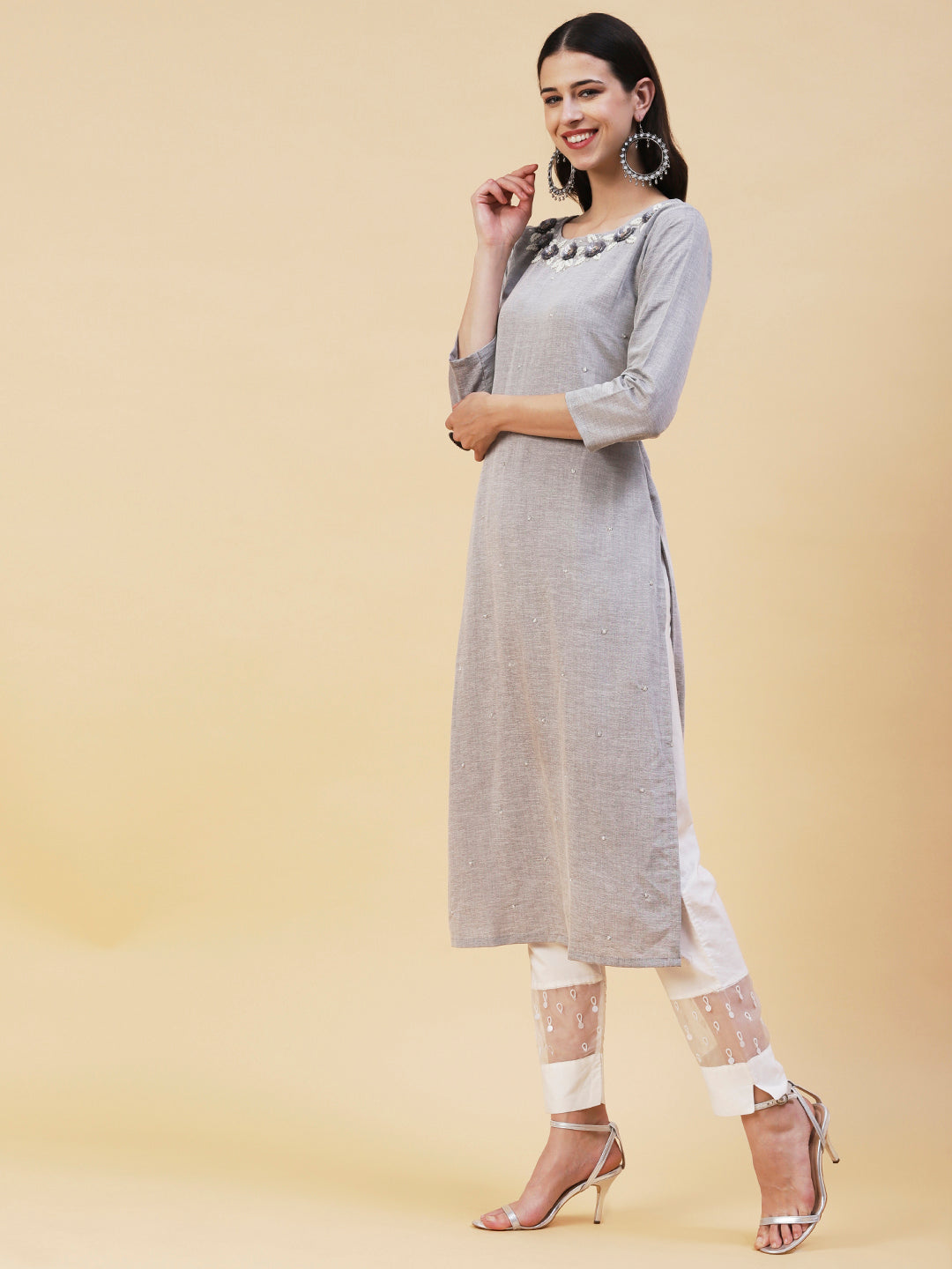 Floral Hand Embroidered Straight Fit Kurta - Grey