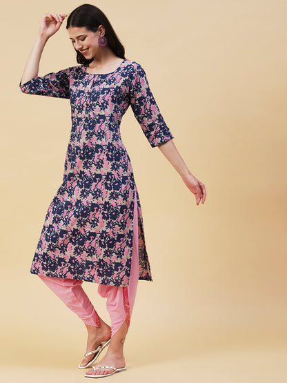 Abstract Printed Buttoned Kurta - Blue