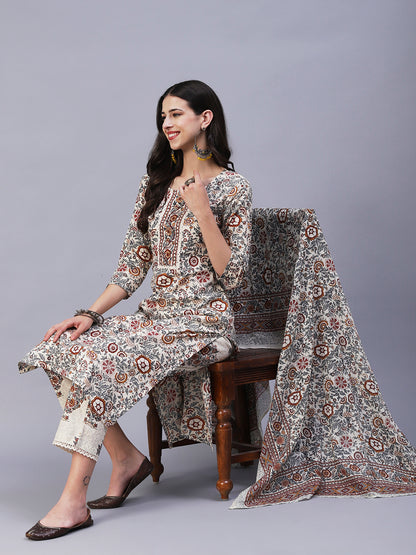 Floral Printed Straight Fit Kurta with Pant & Dupatta - Off White