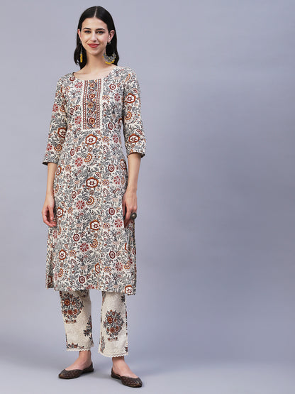 Floral Printed Straight Fit Kurta with Pant & Dupatta - Off White