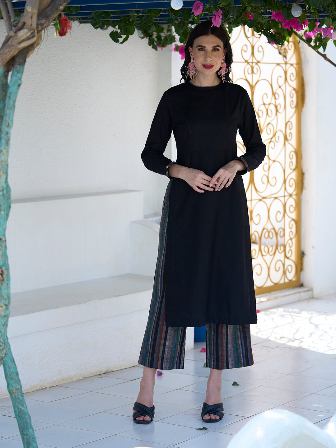 Solid High Slit Kurta With Printed Pants - Black