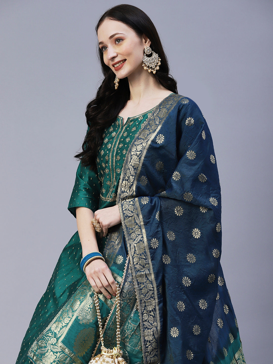 Solid Zari Jacquard Sequins & Zari Embroidered Kurta With Zari Jacquard Dupatta - Green