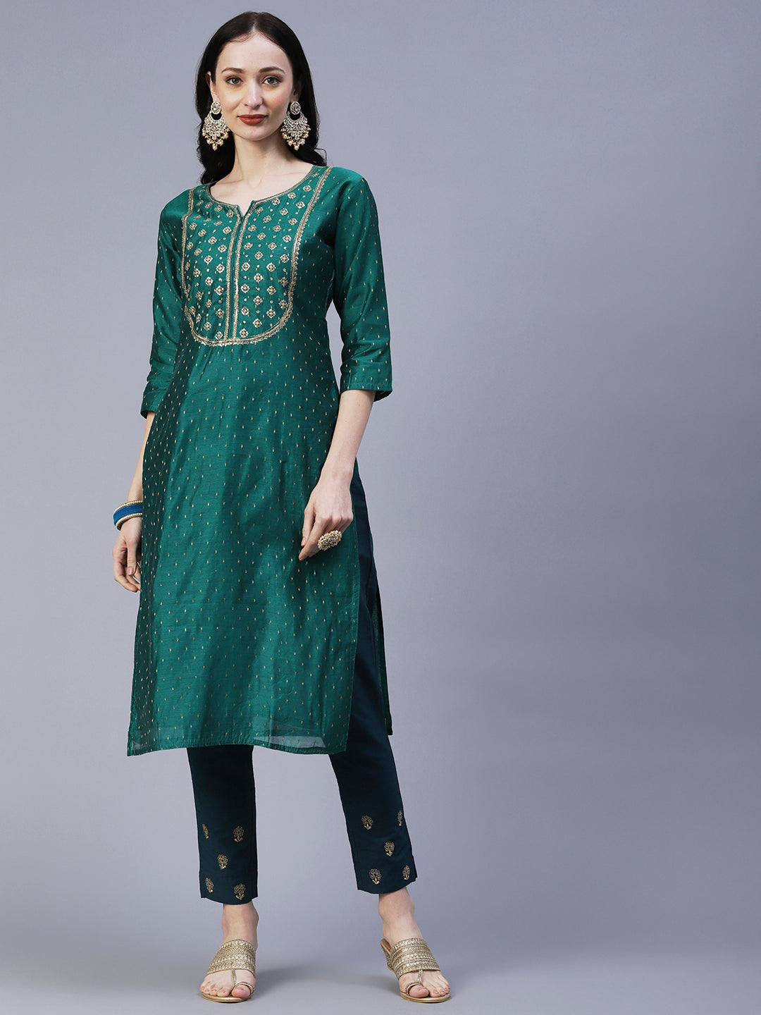 Solid Zari Jacquard Sequins & Zari Embroidered Kurta With Zari Jacquard Dupatta - Green