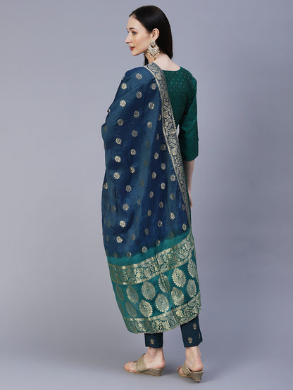 Solid Zari Jacquard Sequins & Zari Embroidered Kurta With Zari Jacquard Dupatta - Green