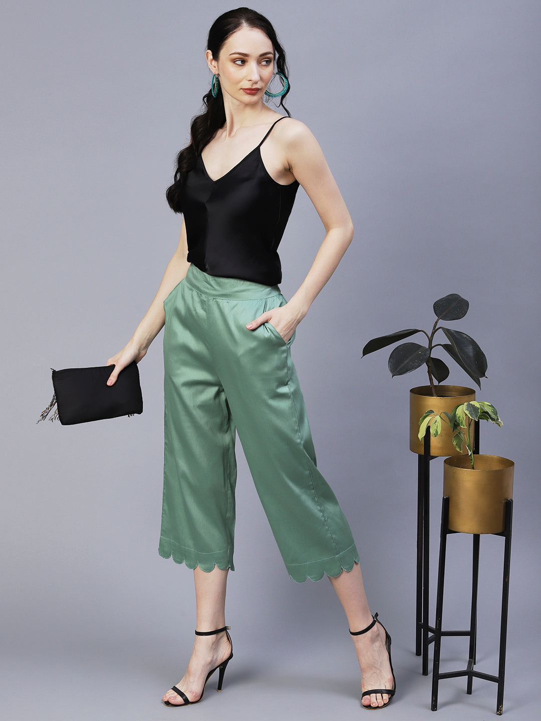 Solid Scalloped Hem Straight Fit Palazzo - Green