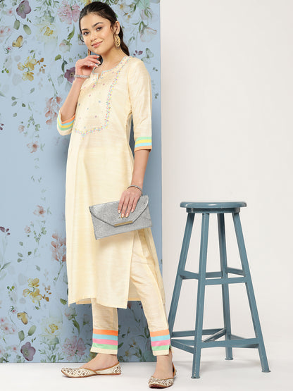 Solid Floral Embroidered Straight Fit Kurta with Pant - Off White