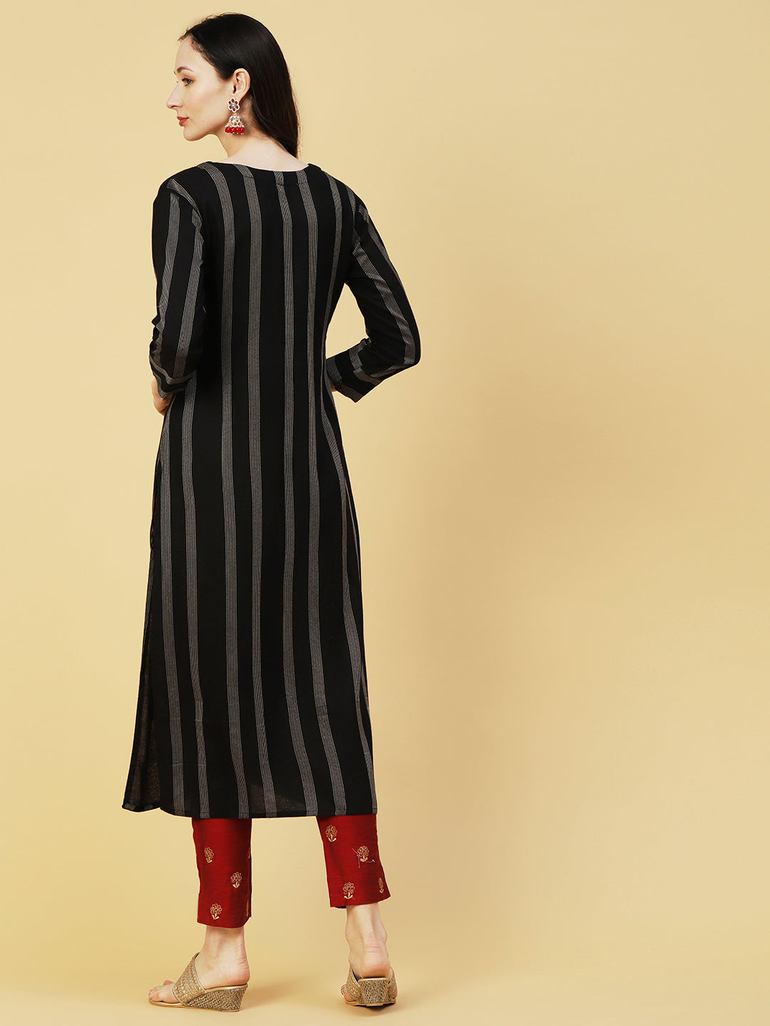 Woven Stripes & Ethnic Hand Embroidered Straight Fit Kurta - Black