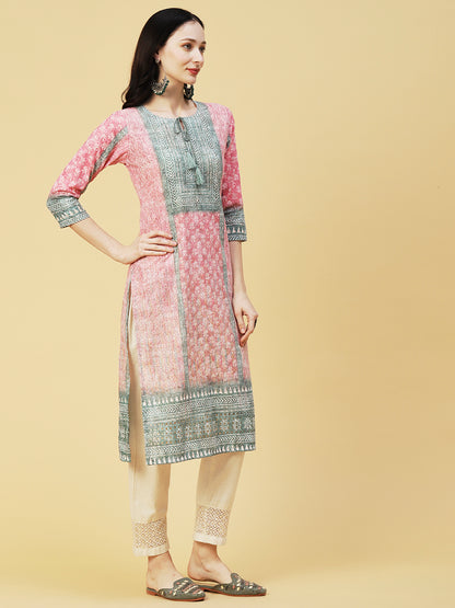 Ombre Dyed & Chikankari Embroidered Straight Fit Kurta - Pink