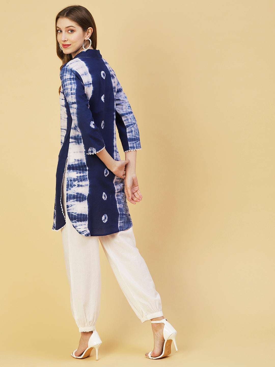 Bandhani & Tie Dye Printed Straight Kurta with Pant - Blue