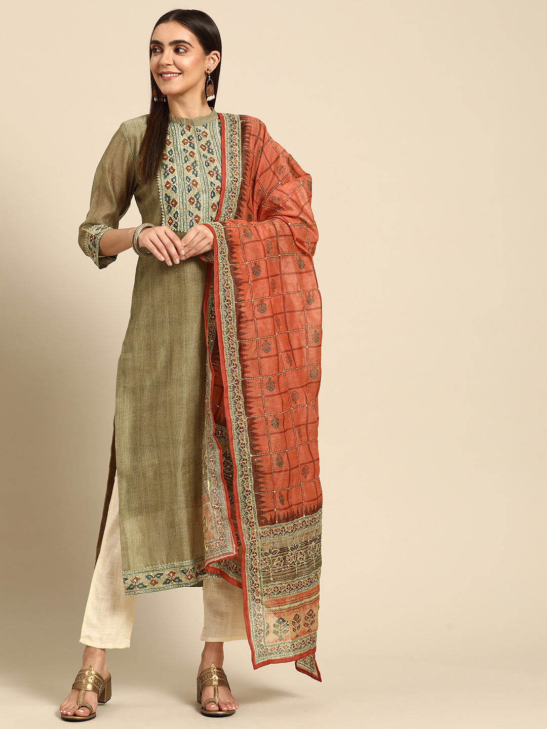 Kantha Embroidered Kurta with Contrast Dupatta - Dusty Green